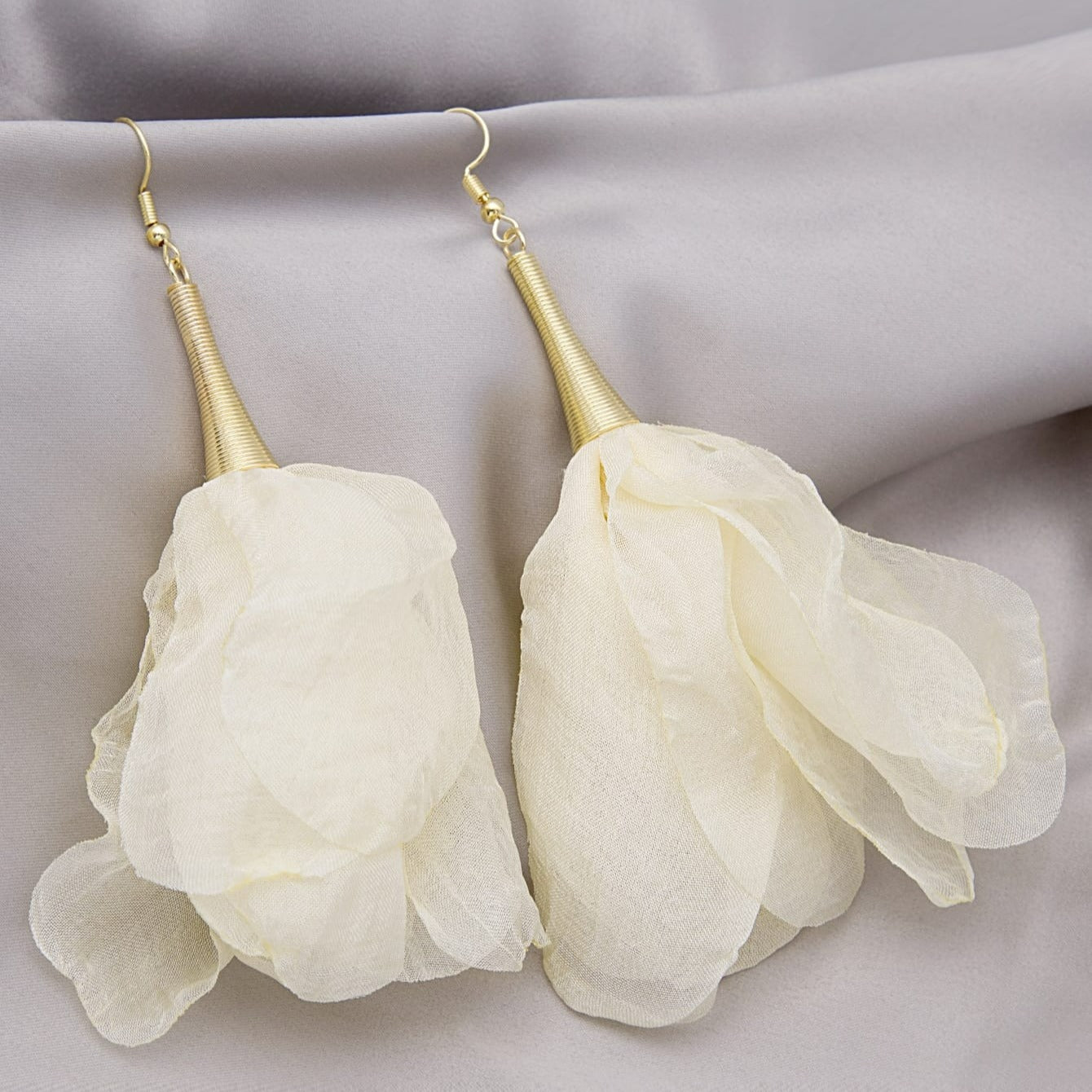 Beige Drop Earrings image 0