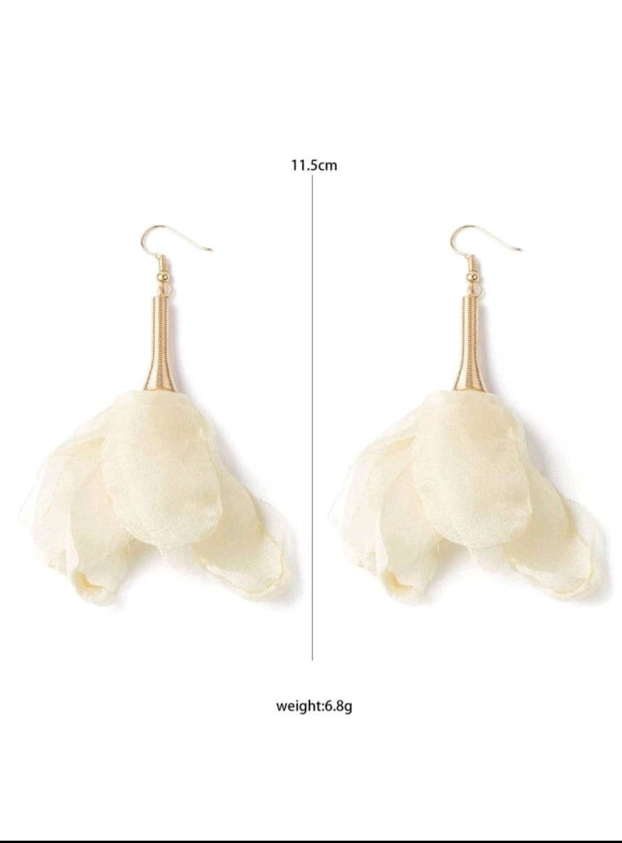 Beige Drop Earrings image 2